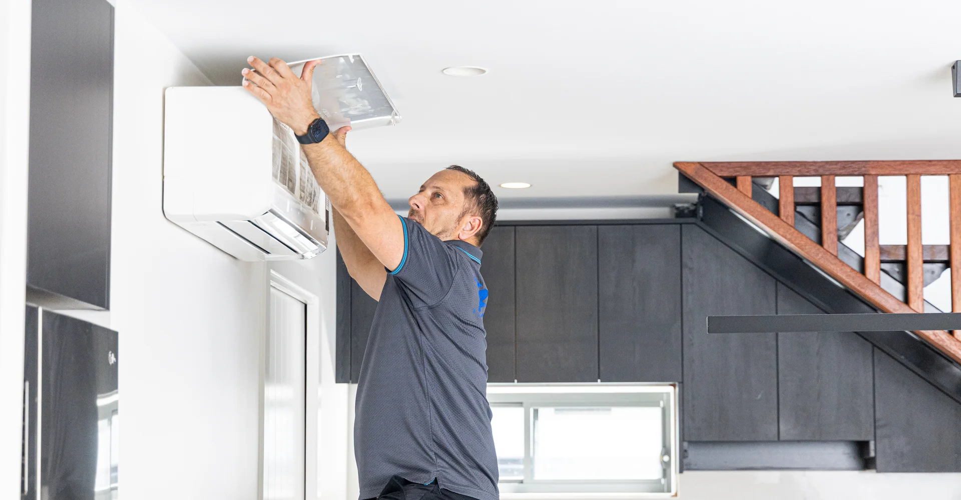 Air Conditioning Surfers Paradise, licensed air conditioning technicians serving Surfers Paradise